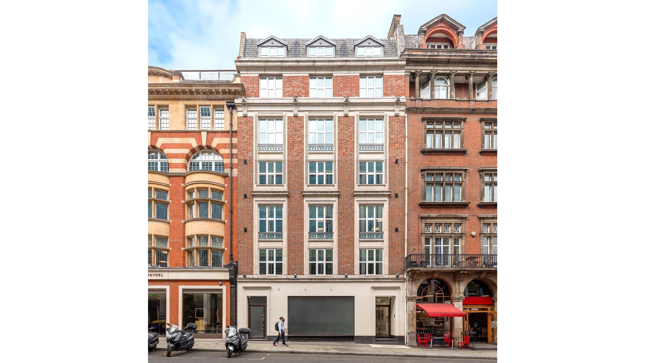 01-building-carousel