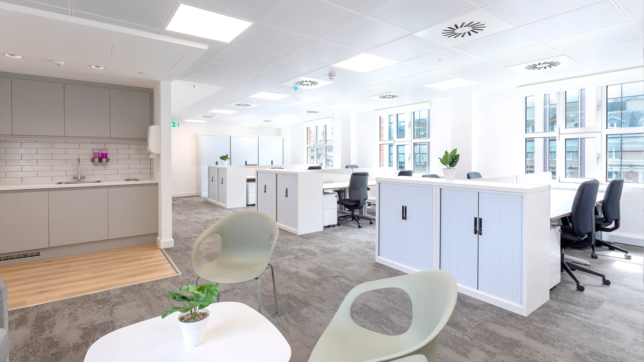 06-building-carousel